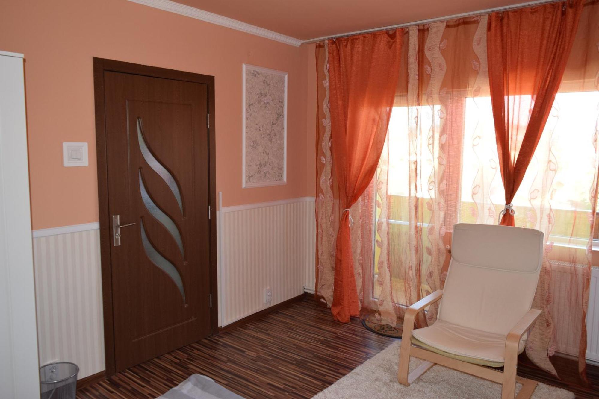 Ferienwohnung Pav- Semper Fidelis Hunedoara Exterior foto