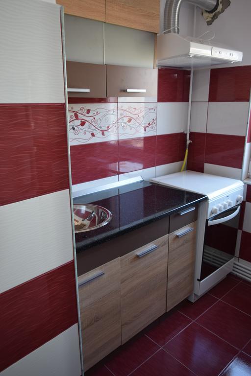 Ferienwohnung Pav- Semper Fidelis Hunedoara Exterior foto