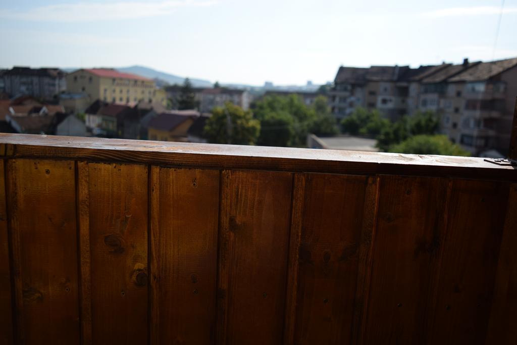 Ferienwohnung Pav- Semper Fidelis Hunedoara Exterior foto